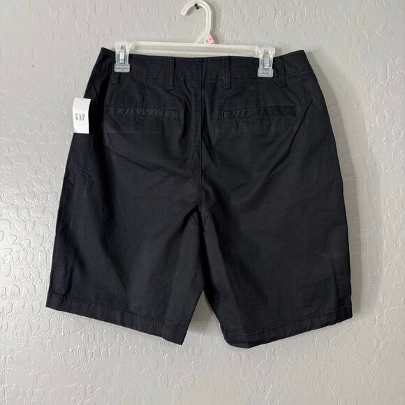 Gap 9" Downtown Khaki Bermuda Shorts, Black, 8, 743613 - Picture 2 of 7